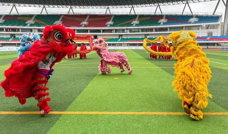 青春双燃|“乐享足球”园街联赛...